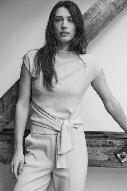 Sleeveless Sweater with Knot Detail