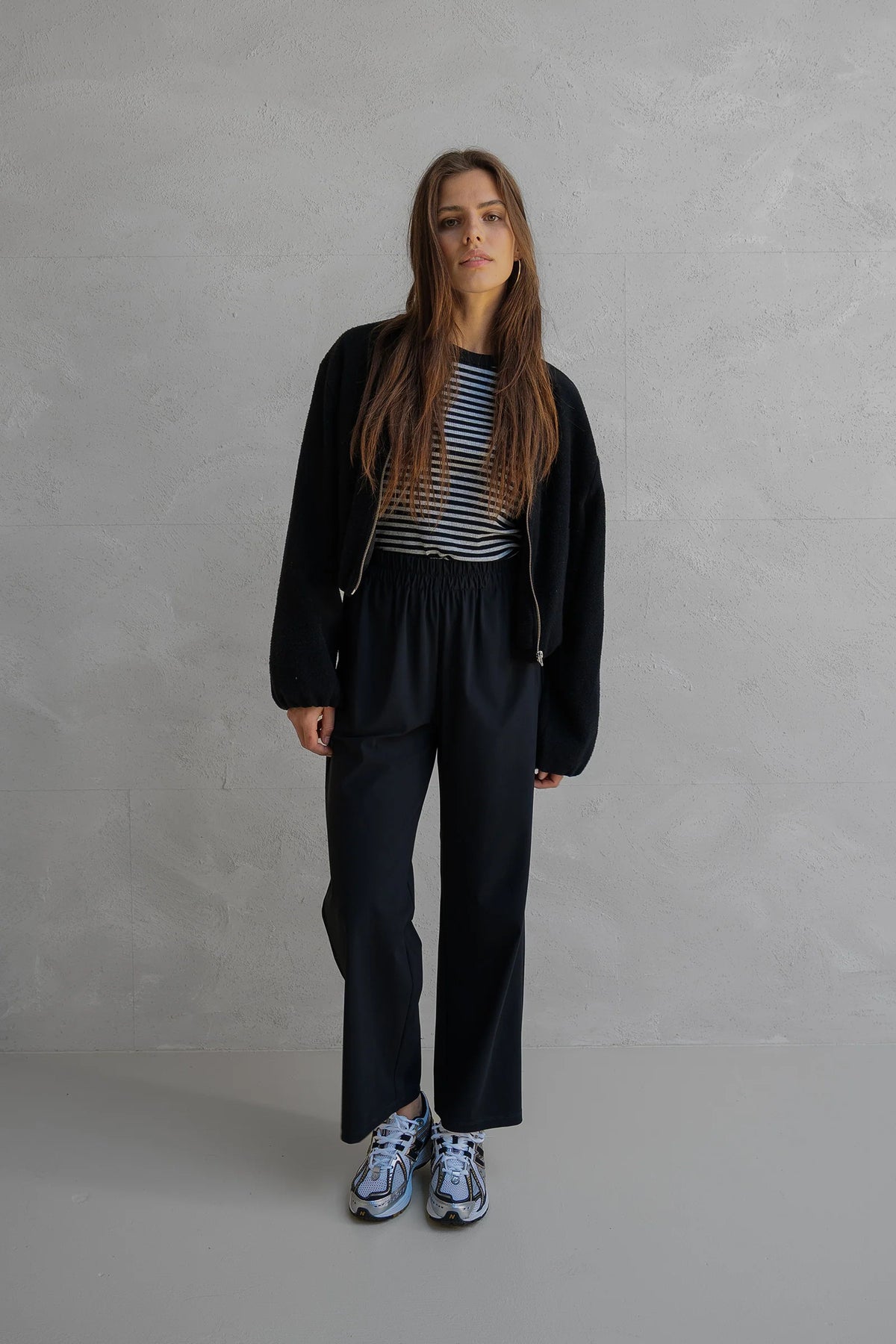 Elastic Waist Straight Leg Trousers in Travel Fabric
