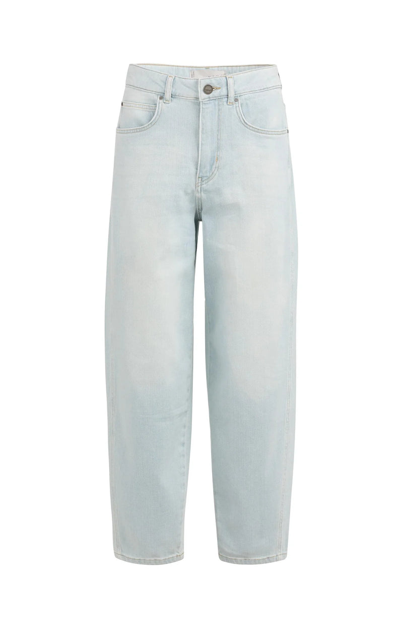 Barrel Jeans in Light Washed Denim