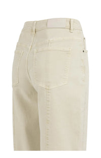 Barrel Jeans with Visible Back Seams