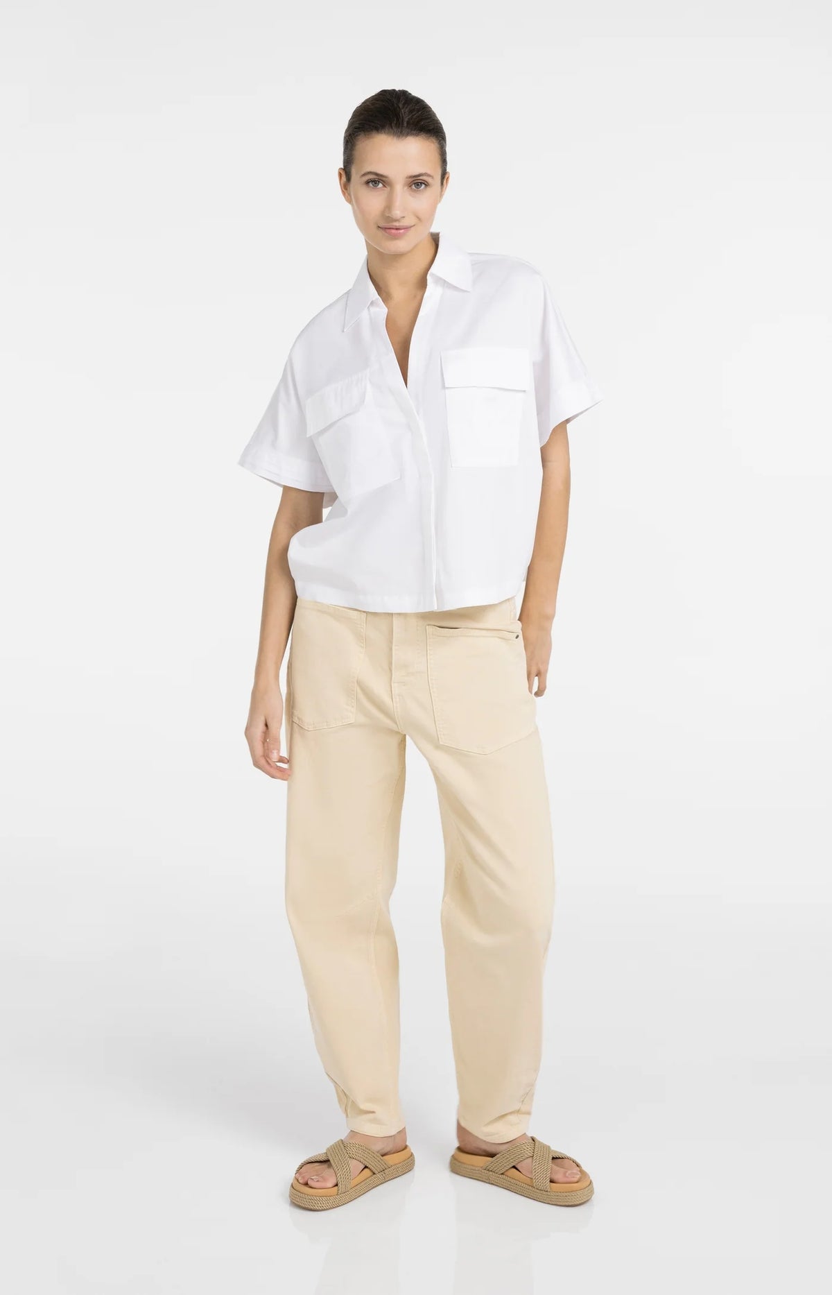 Boxy blouse with Chest Pockets