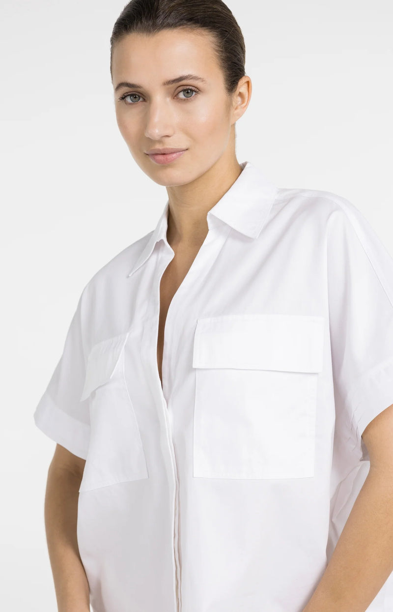 Boxy blouse with Chest Pockets