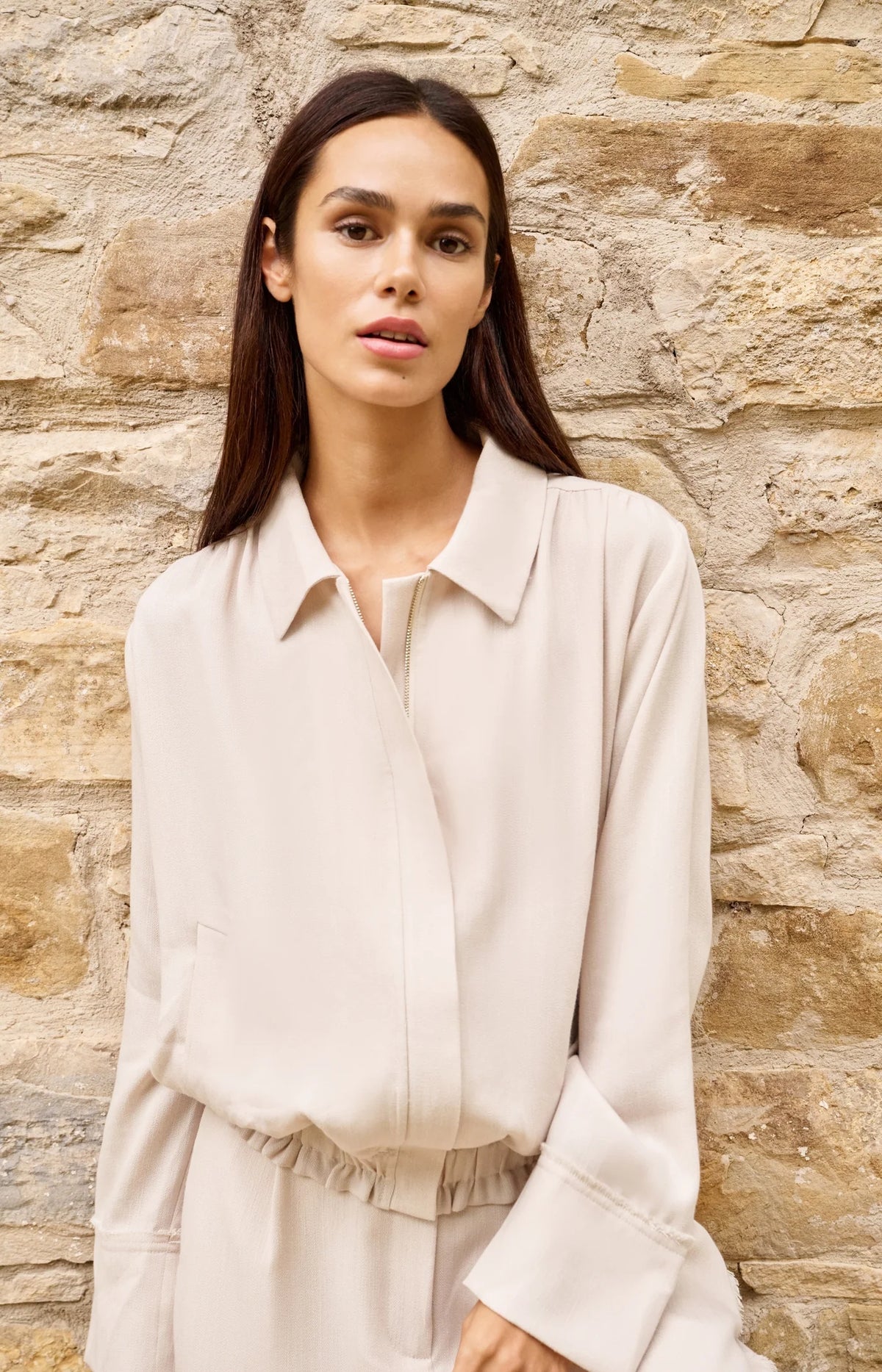 Linen Jacket with Collar and Elasticated Hem