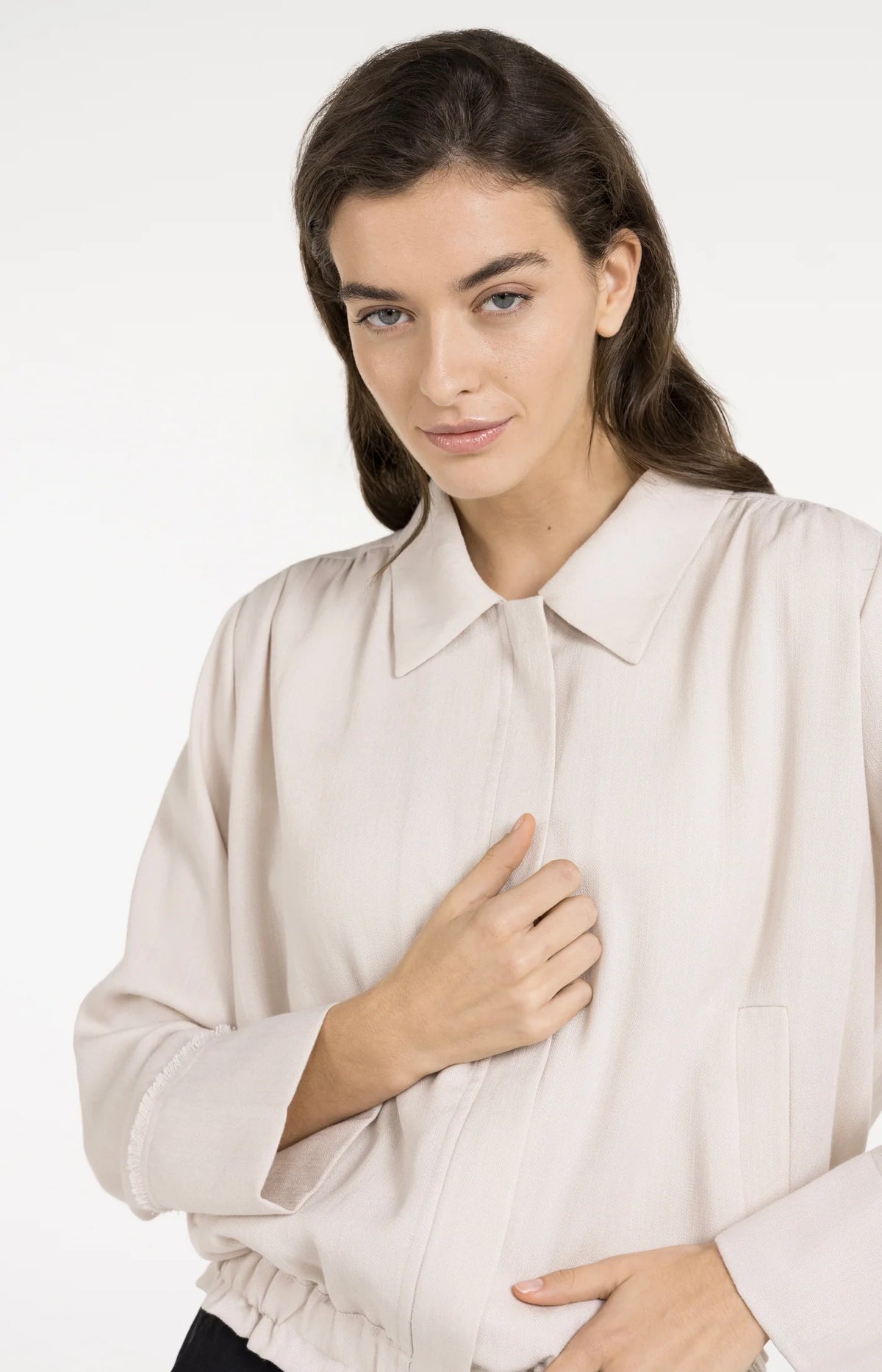 Linen Jacket with Collar and Elasticated Hem