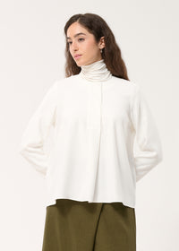 HK-TO-KUJA  Blouses