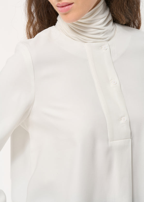 HK-TO-KUJA  Blouses