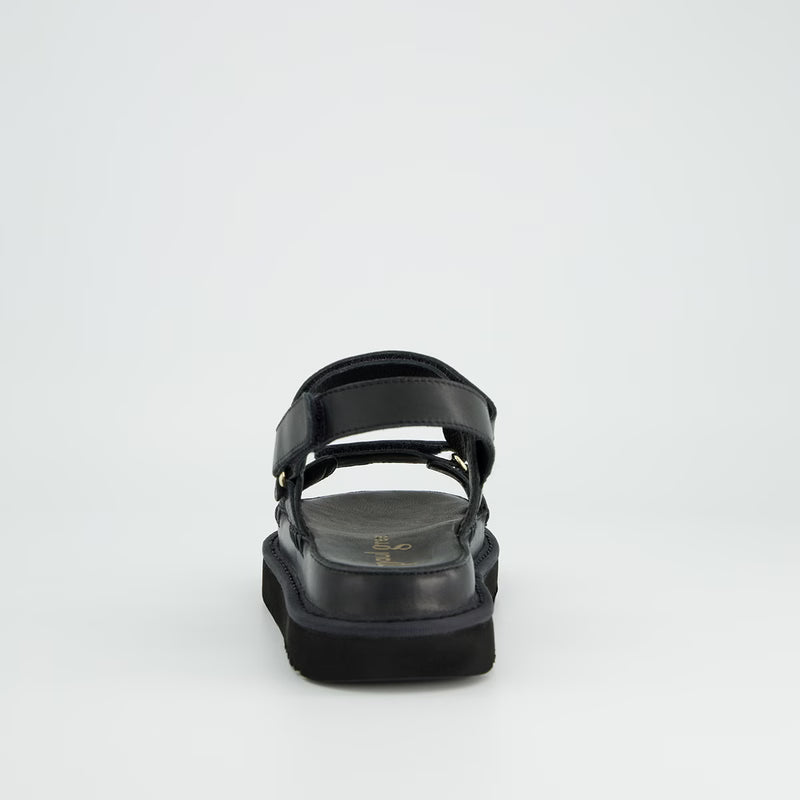 Sonder Sandle