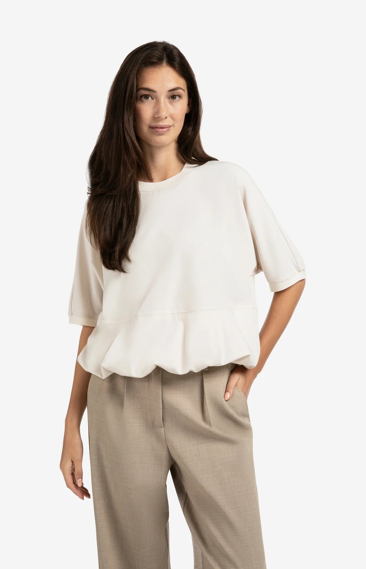 Short Sleeve Top with Balloon Hem
