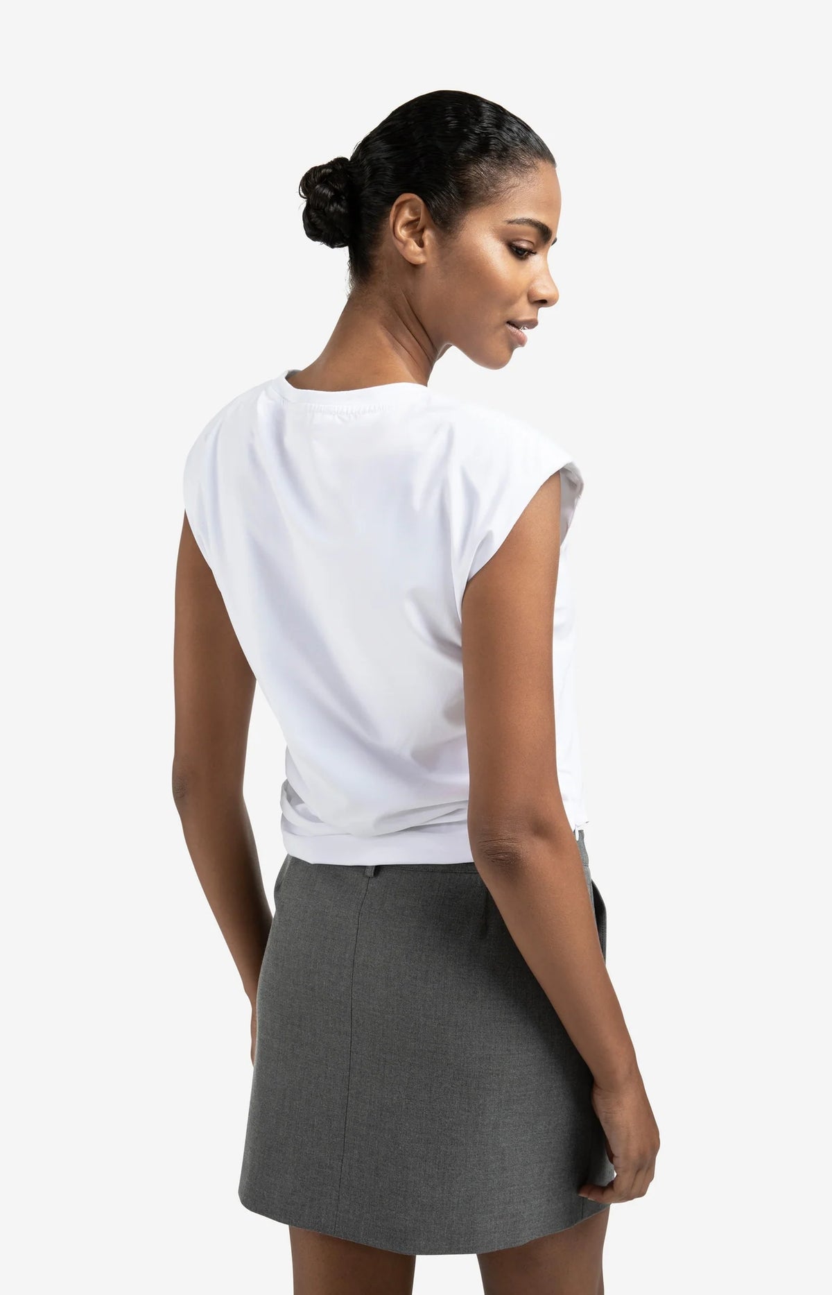 Sleeveless Top Shoulder Pads
