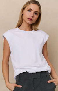 Sleeveless Top Shoulder Pads