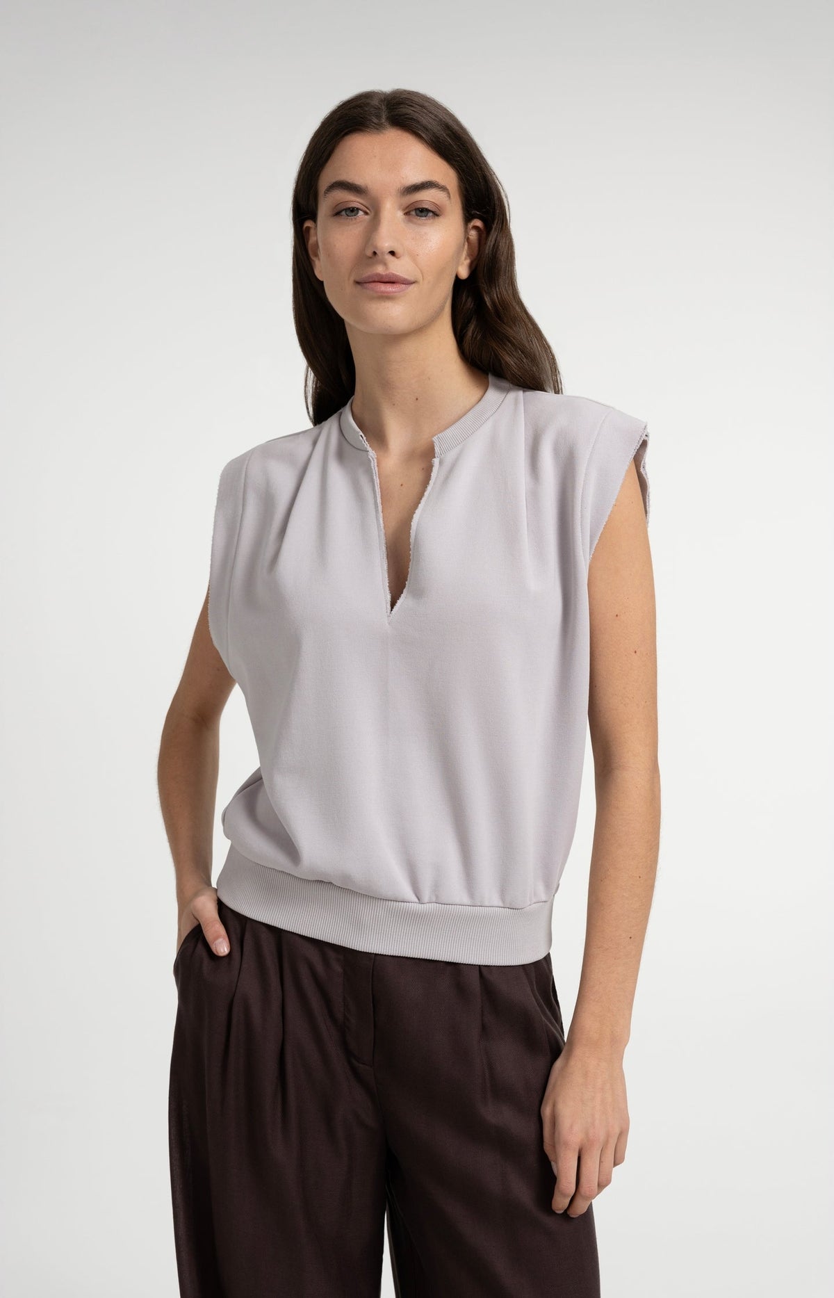 Sleeveless V-Neck Sweater - YAYA - Alabaster Gray