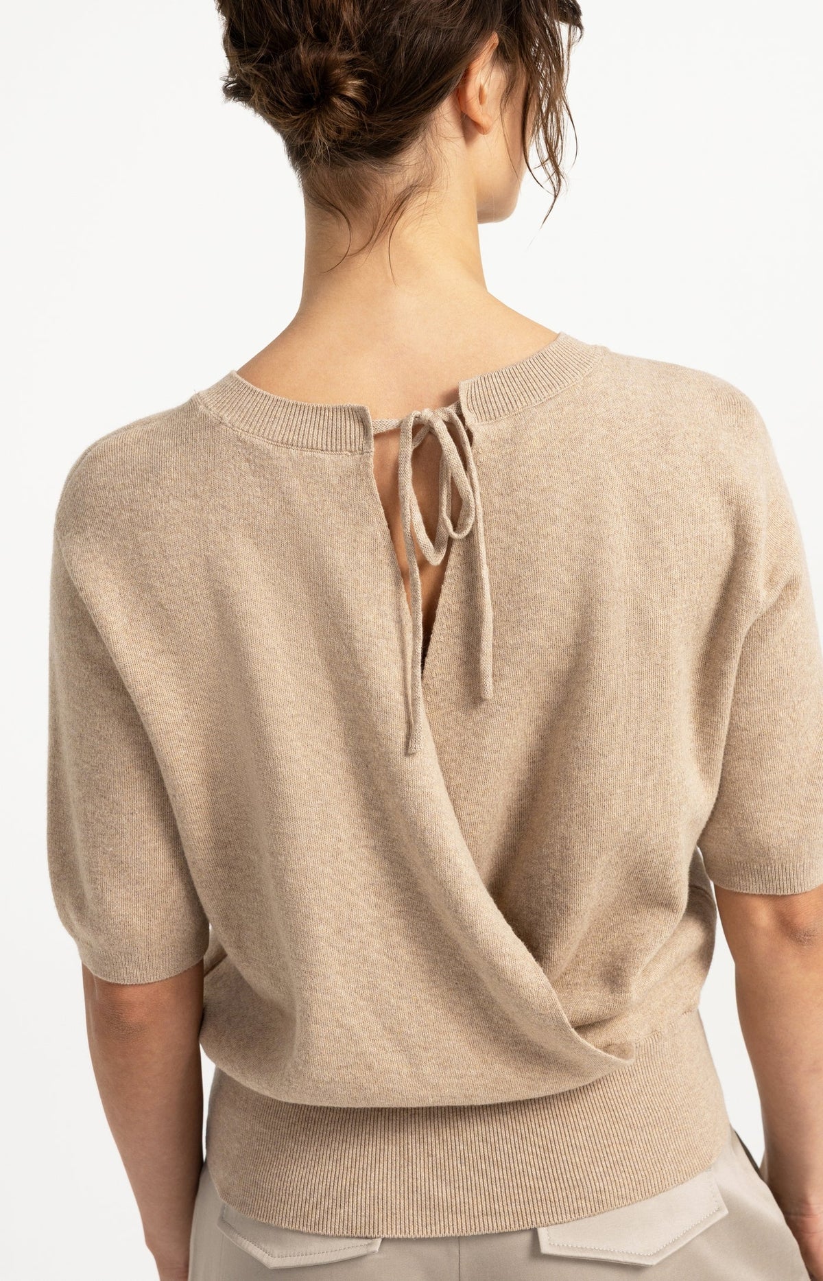 Sweater Open Back Short Sleeves